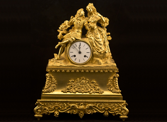 1827年铜鎏金法国人物钟